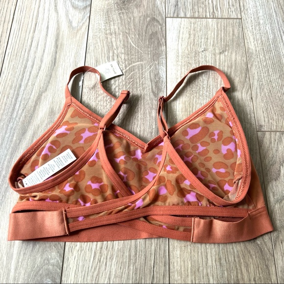 aerie Other - NEW offline by aerie cheetah animal print padded sports bra XS